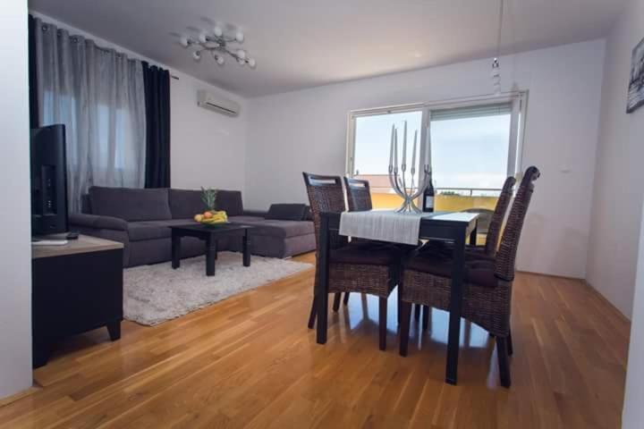 Apartman Mila คาชเตลา ภายนอก รูปภาพ