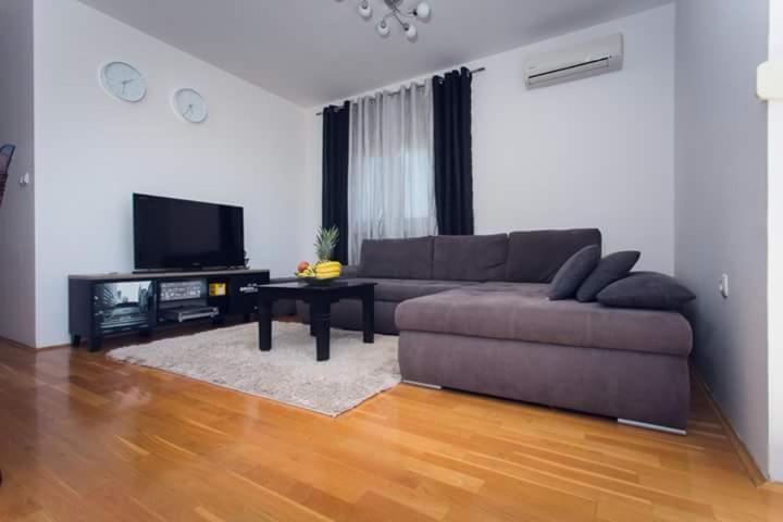Apartman Mila คาชเตลา ภายนอก รูปภาพ